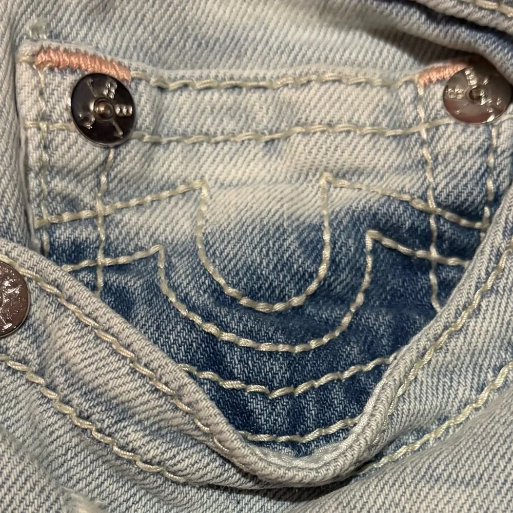 True Religion Mid Rise Curvy Shorts Women Size 30